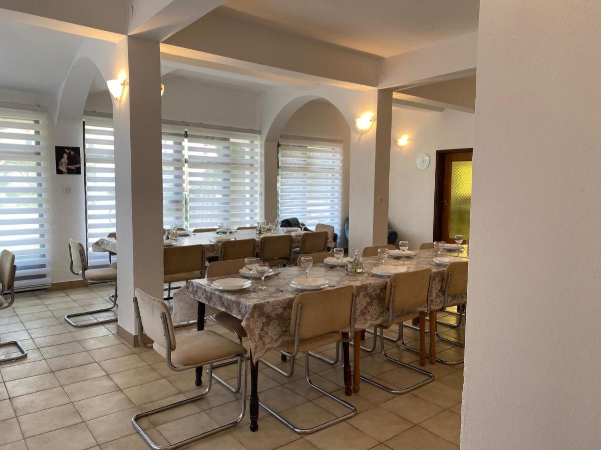 B&B Family Ostojic Međugorje Buitenkant foto